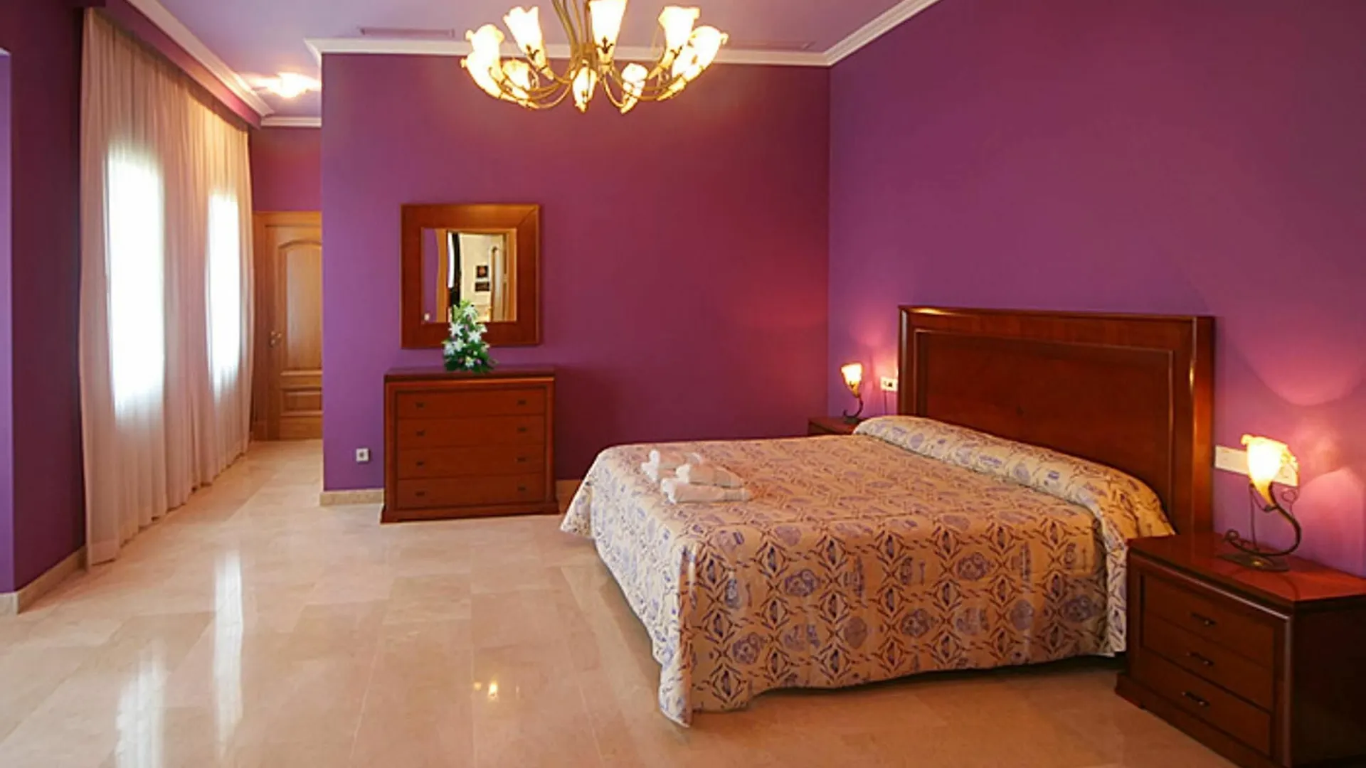 Villa With 4 Bedrooms In Las Lagunas De Mijas, With Wonderful Mountain